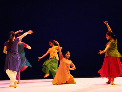 GOPIKA, Création 2007 de Brigitte Chataignier, pour six danseuses